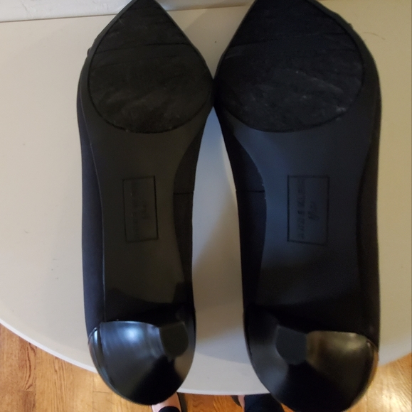 Anne Klein IFLEX *Melanie Black Pointed Kitten Heel- Size 8.5M- Great condition - Picture 9 of 14